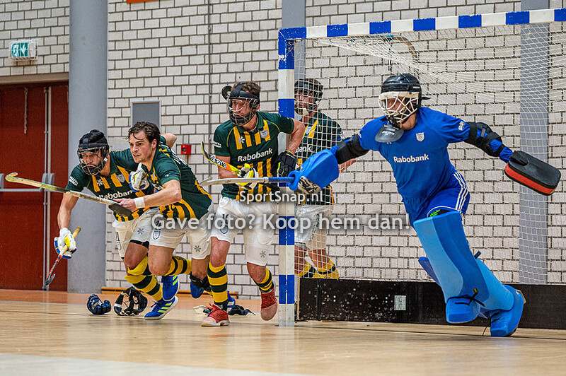 2022-01-29 Zaalhockey: Pinoké H1 - HDM H1