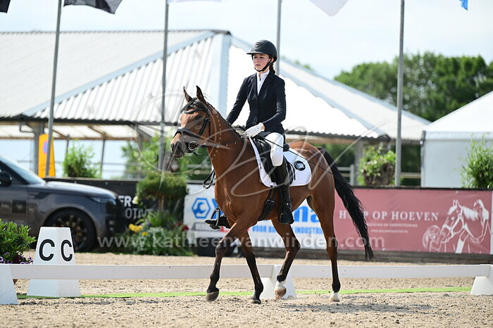 Salomee Hoekert - Pandora R