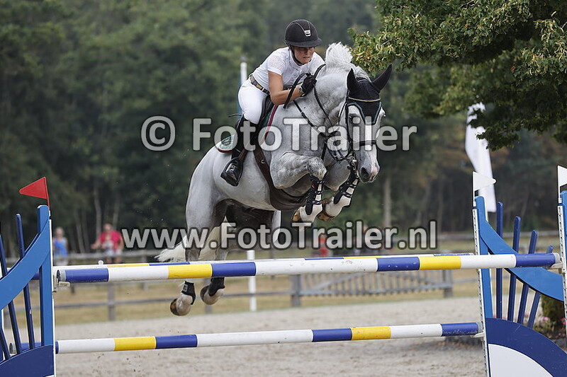 monique van den broek