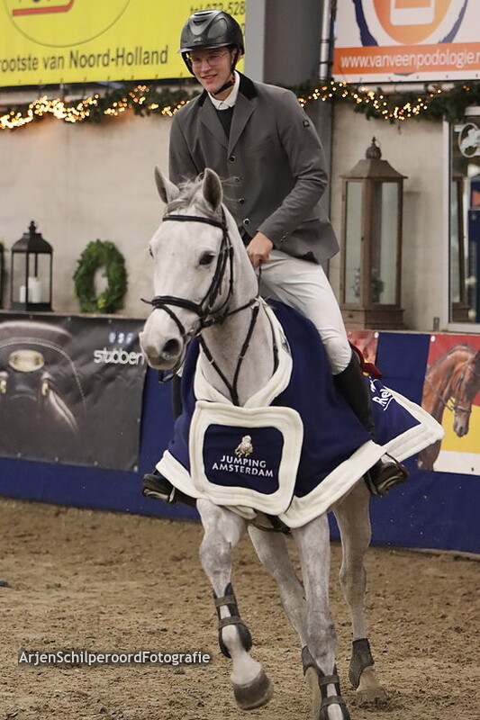 Indoor Beukers 30-12-2022 130cm KLassiek Prijsuitreiking