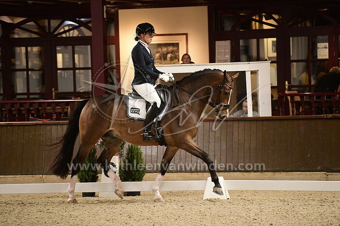 Linda van Akere - Masterpiece