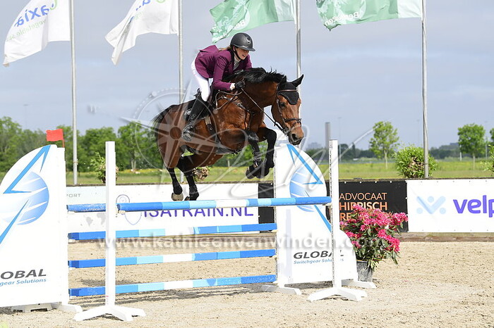 Juliette Waard - Desto Nistria SB