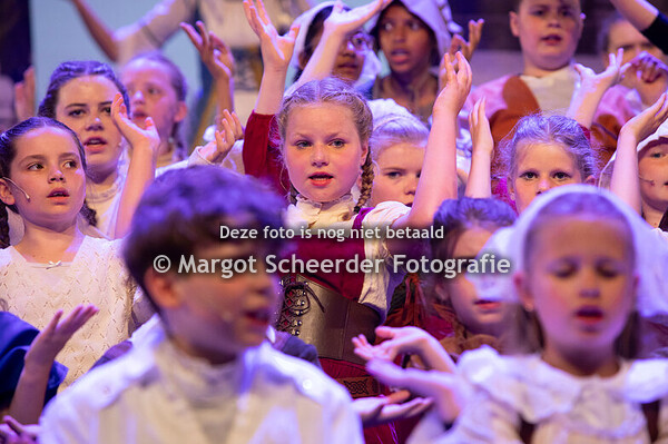 1. De nieuwe koning_Openingslied