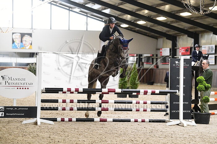 Kaiser W Z - Nikki Vader