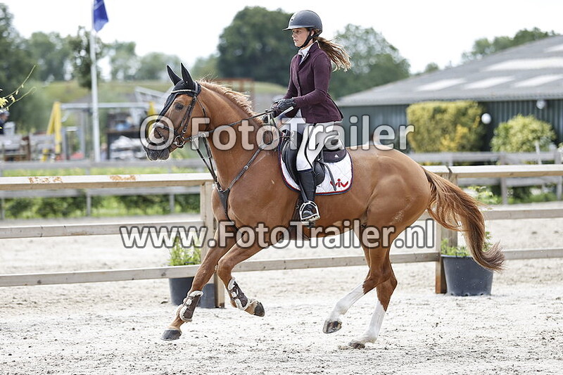 valerie van kesteren