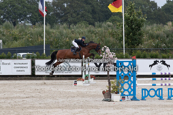 Bo Jenna van Gils - L-Magda VD Hees