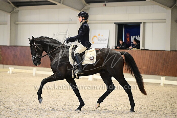 Esmee Hoogstad - Secret Miljonair