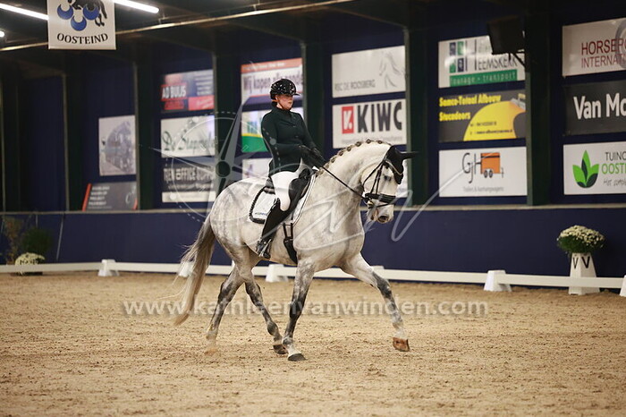 Pien van Doorn - May Deseo