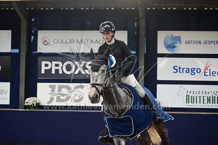 Juliette Waard - Crystal Clear Desto Z