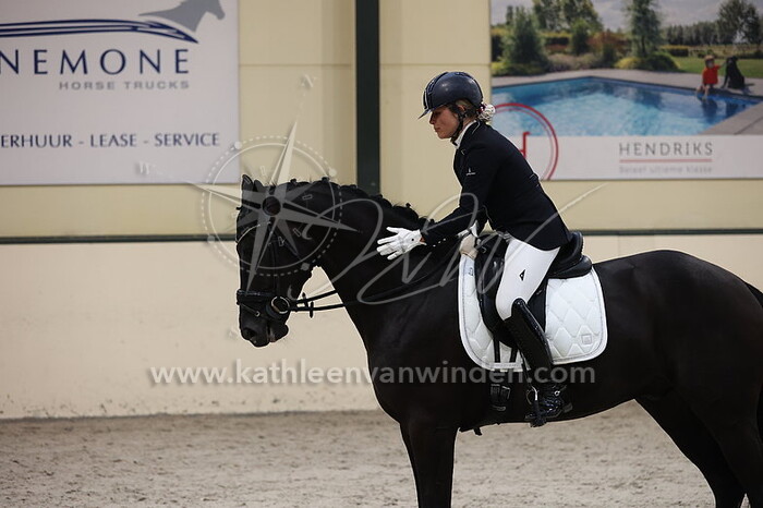 Roos Zuidema - Oxford