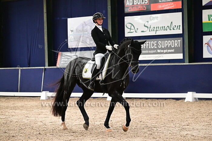 Rosalie Mol - Parel van Invictus