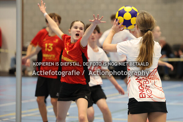 2025-11-01-FLA-hal 2-07-U15-Rood-Engeland U17B