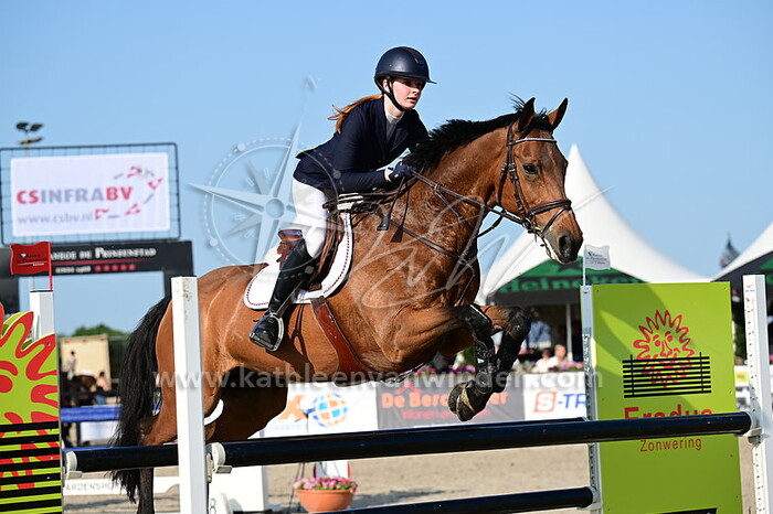 Laura Bakker - Fiesta