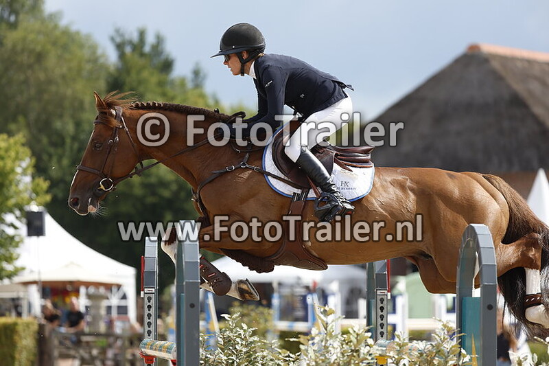 oda charlotte lyngvaer