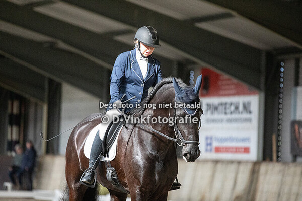 Anita de Beer - Isa Beauke