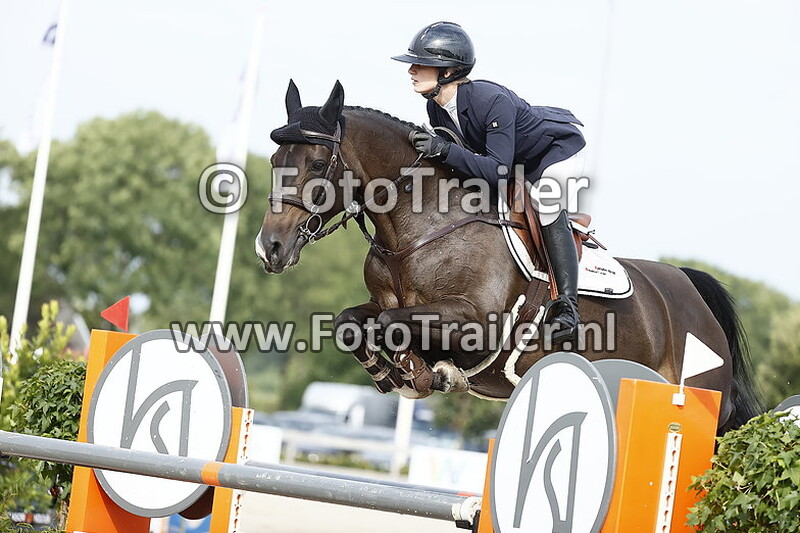 angela van daatselaar