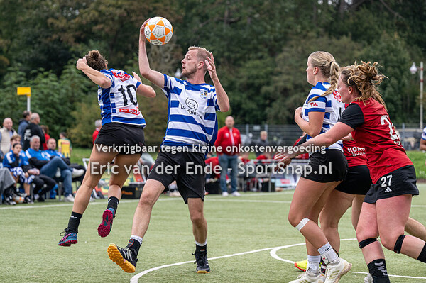 250927 KVS 1 - Blauw Wit 1 (korfbal)