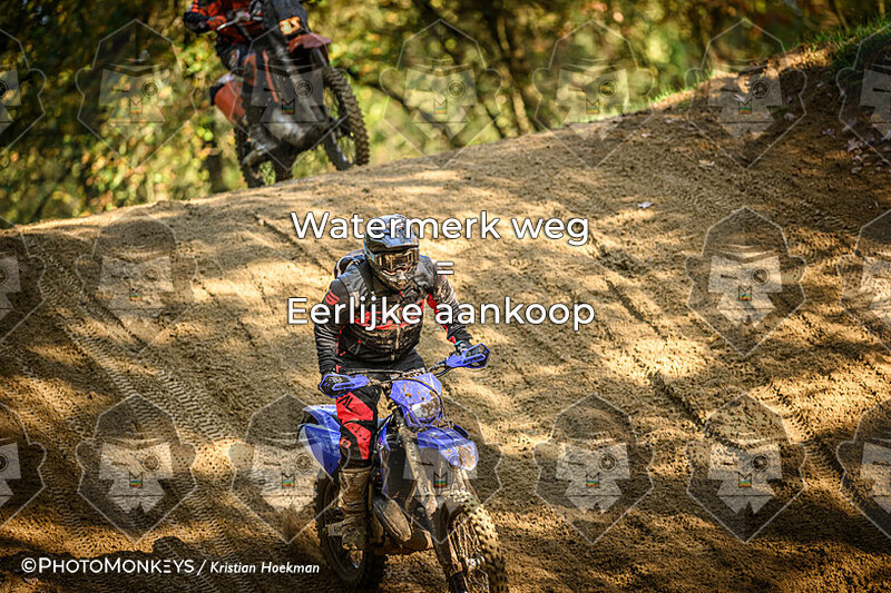 -- ONLINE -- OTR Markelo - Locatie Crossbaan - Spatborden blauw en wit