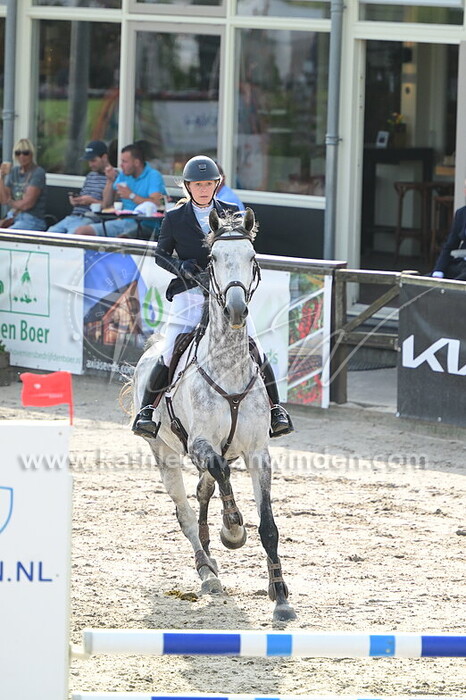 Laura van der Lans Mastenbroek - Lair