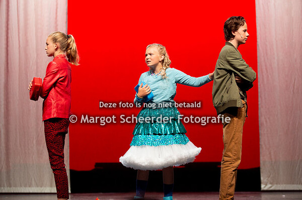 10 Lucy met haar grote mond