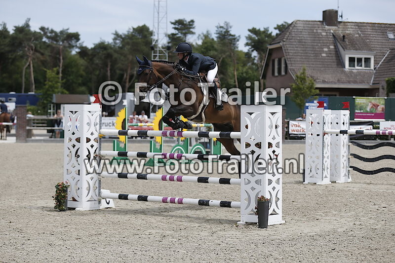 Stefanie van den Brink