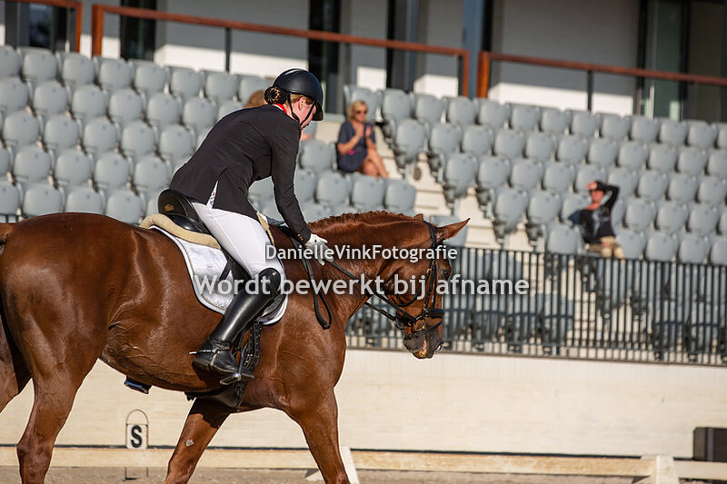 Leoni Hofland - Churchill