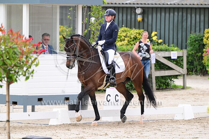 Jorien Janmaat - Nacho SK