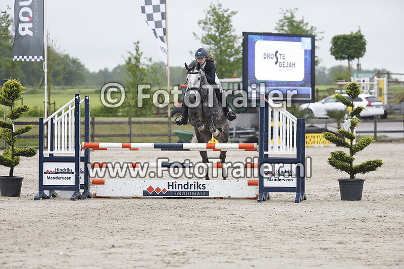 lianne van den akker