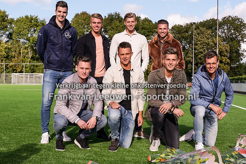 20221001 Verburch afscheid van  8 selectiespelers