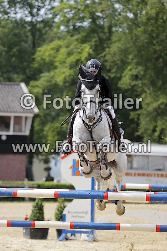 Julia Houtzager Kayser