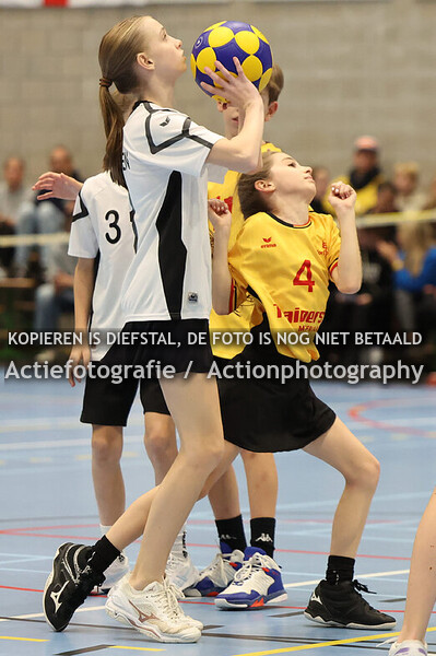 2025-11-01-FLA-hal 2-08-U13-Geel-Westfalen