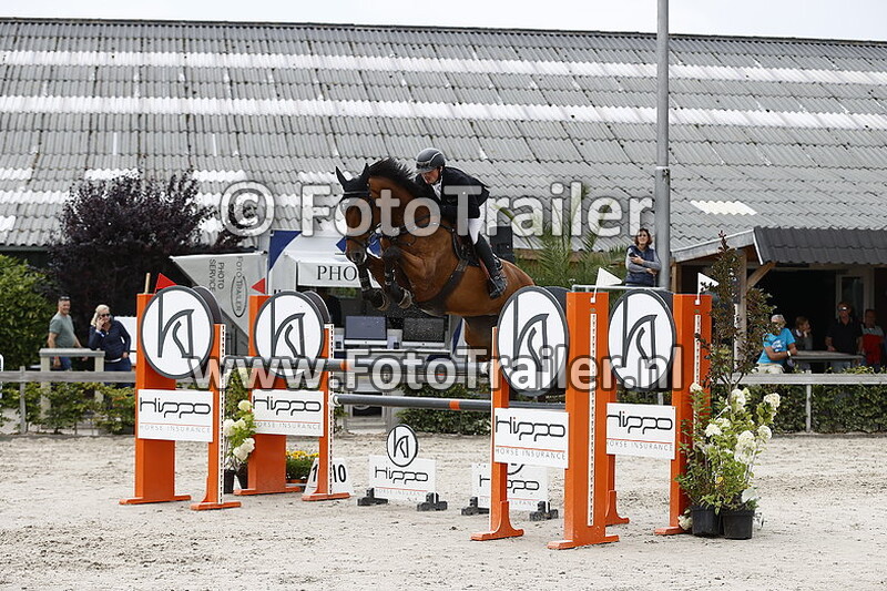 marwin van den nieuwenhuijzen