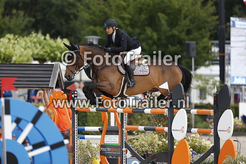 julia houtzager kayser