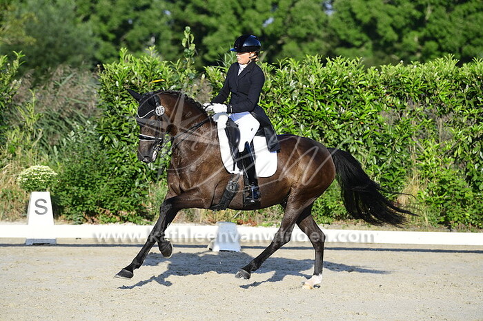 Yomini Pitambersingh - Hutopia STH