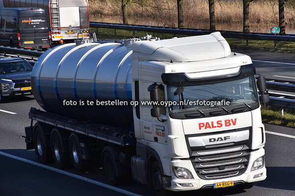 7-3-2025 Truckspotting A7 Drachten Fietsbrug deel 2