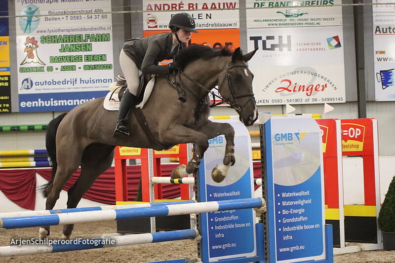 Indoor Hartje Drenthe 18-01-2023 100cm