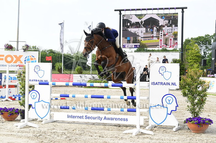 Juliette Waard - Desto Nistria SB