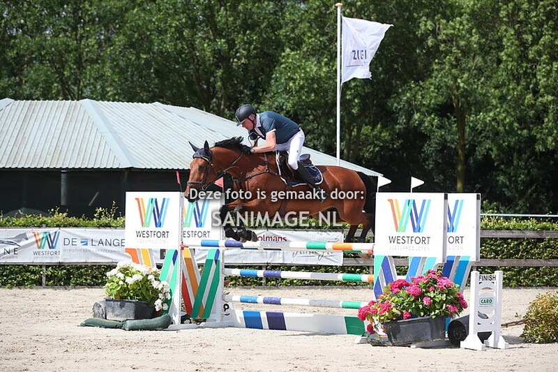 Zilfia's Hoeve springen Paarden 06-07-2024 120 cm