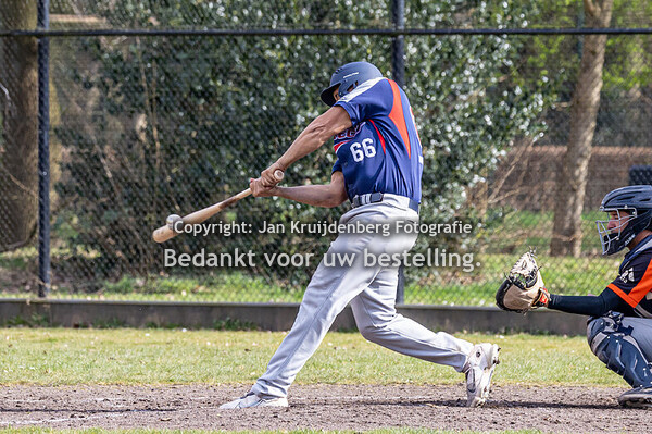 20250323 Hazenkamp v UVV