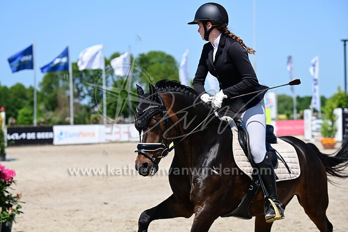 Lisa Velthuizen - Vlagberg's Pride