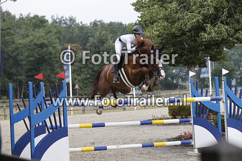 samantha alexis mackenzie