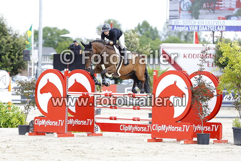 angela van daatselaar