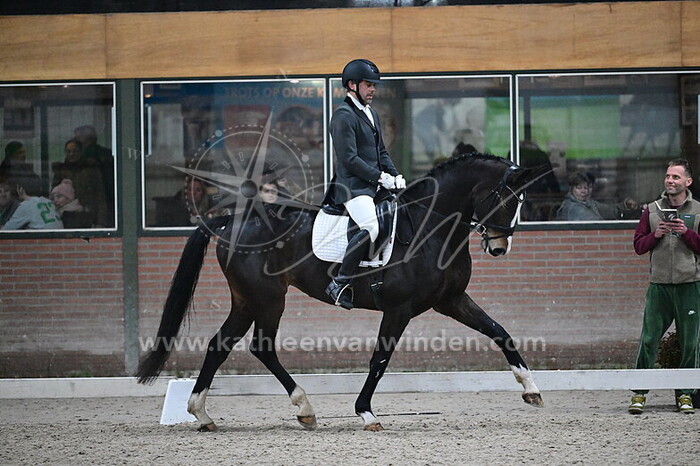 Dennis de Groot - Olla