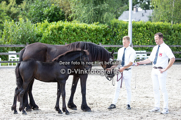 64. Rietske van de Roest