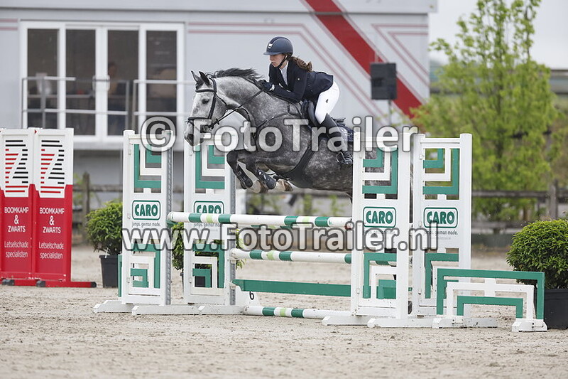 lianne van den akker