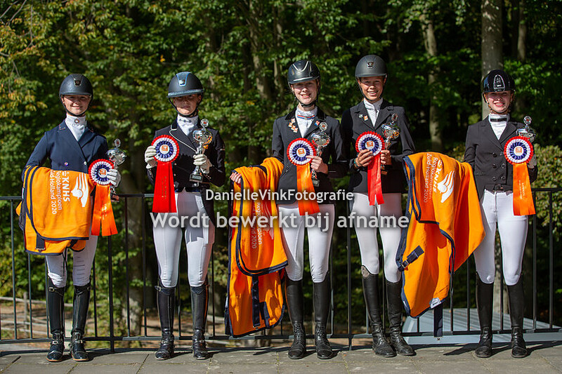 Anna van Westbroek - Oki doki van het Rozendaelhof
