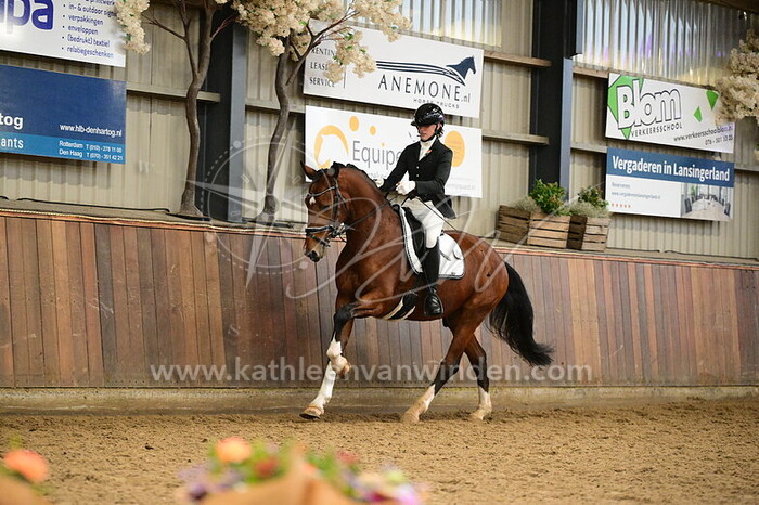 Ruby van Gelder - Sting SP