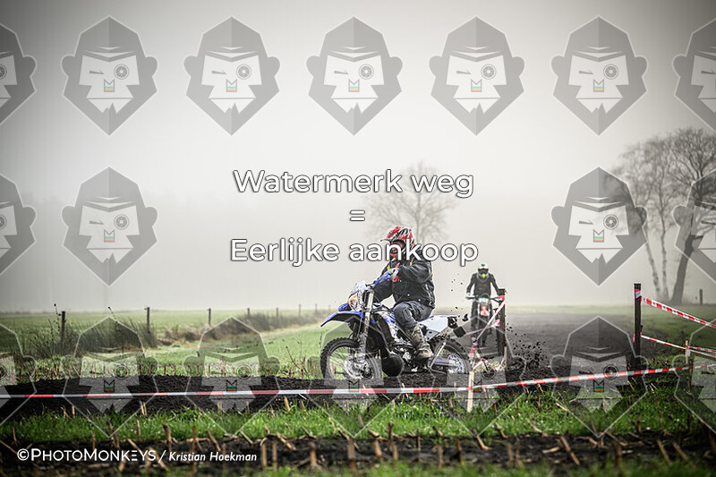 -- ONLINE -- OTR/ Offroad Rit Staphorst - Locatie 1 - spatborden blauw en wit