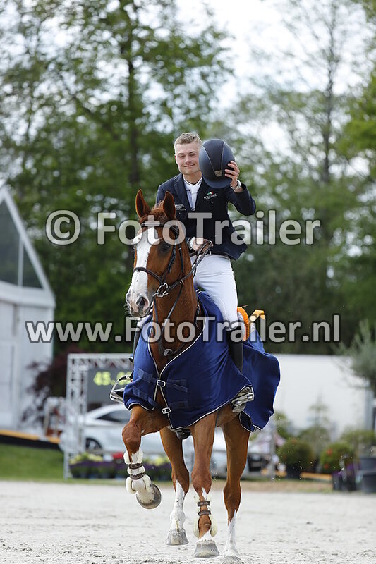 boy adrian van gelderen