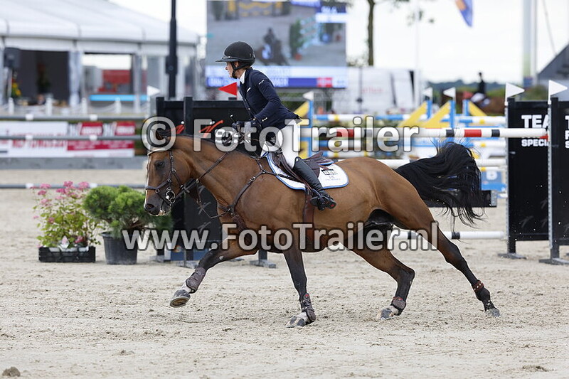 oda charlotte lyngvaer